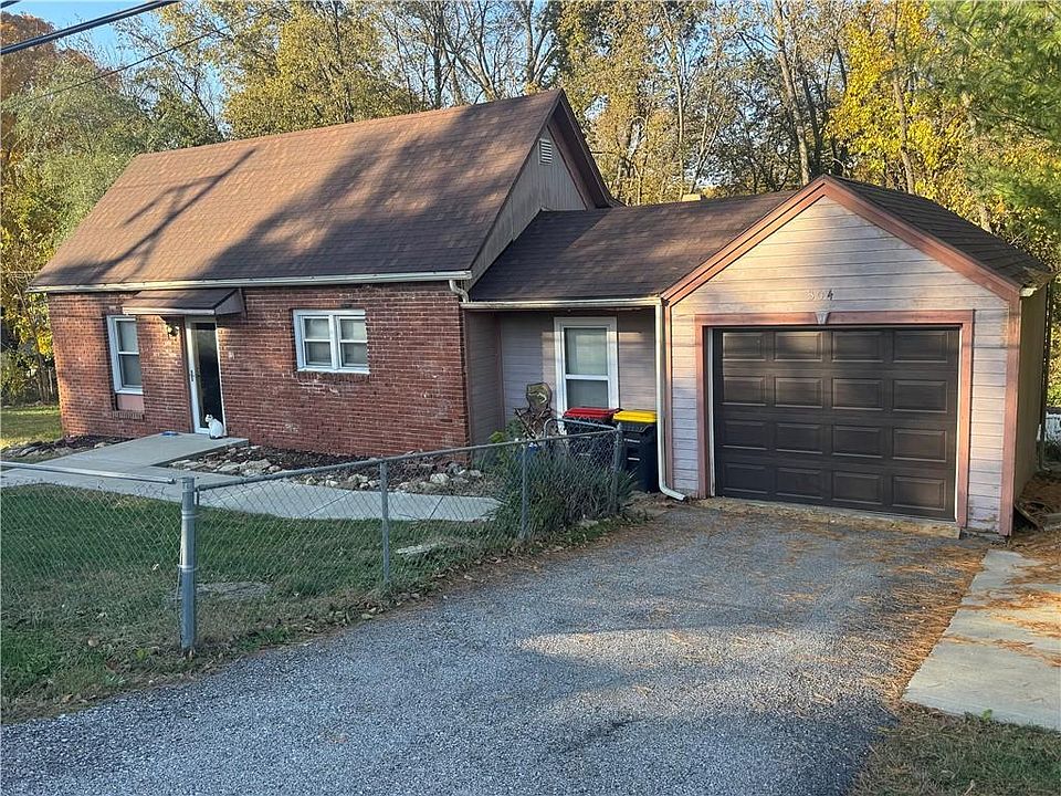 1st image of 304 Waller Ave