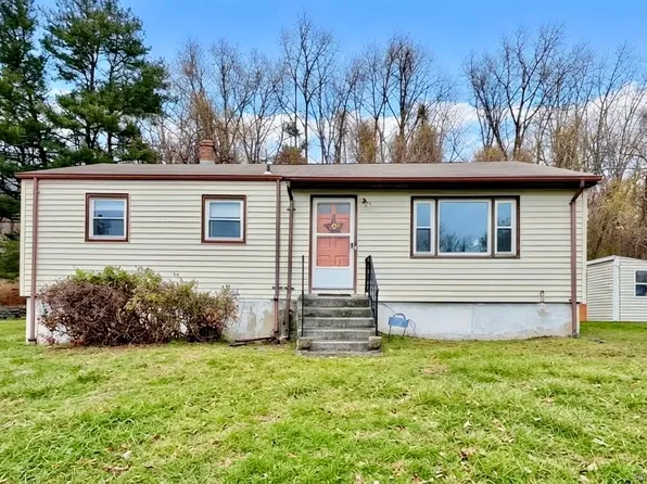 34 Snowapple Lane, Milford, CT 06460