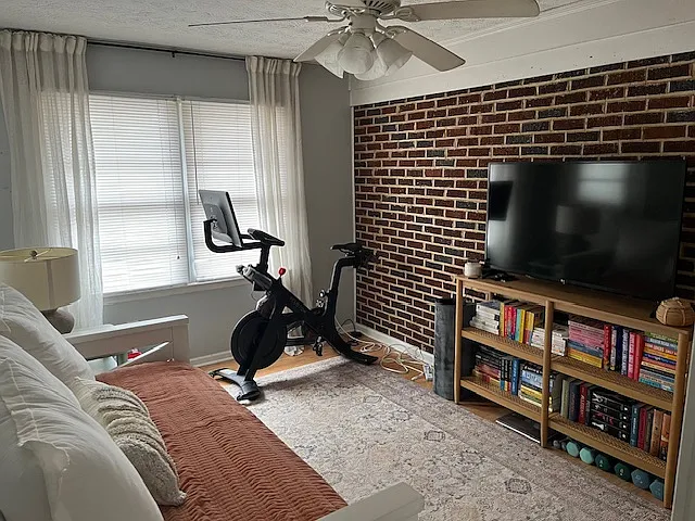 85 W Lake Dr — Photo 8