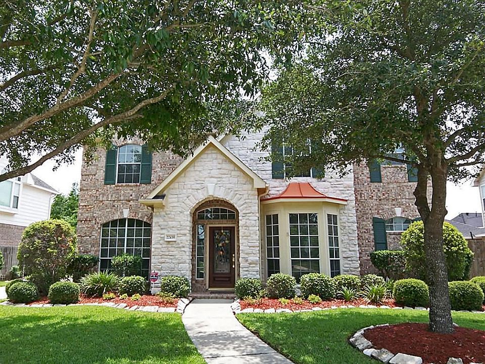 1st image of 22439 Silvermist Ln
