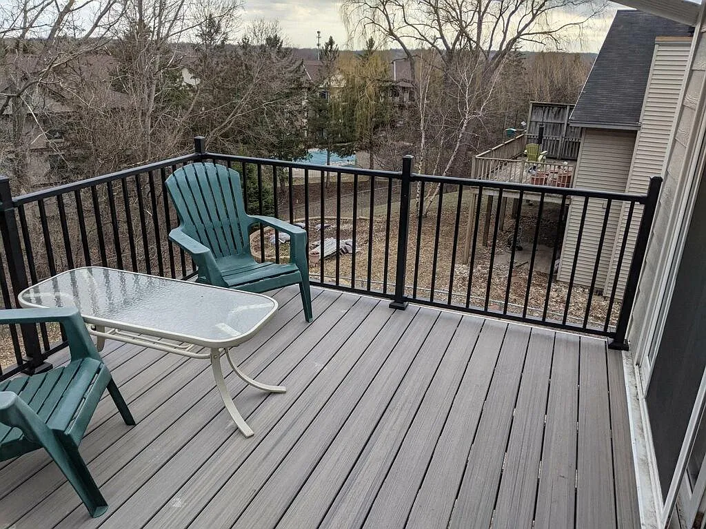 2529 Cedar Hills Dr — Photo 3