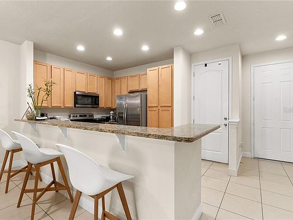 3rd image of 8454 Kelsall Dr