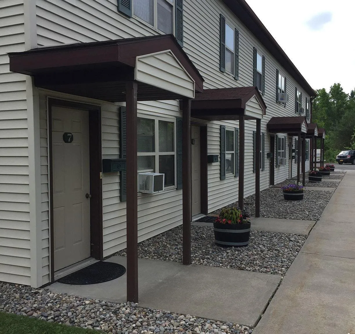 2 bed, 980 sqft, $1,100 — Photo 3