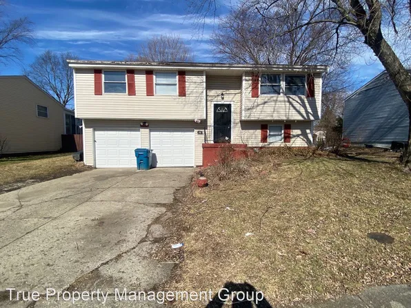 10316 E Woodhaven Cir, Indianapolis, IN 46229