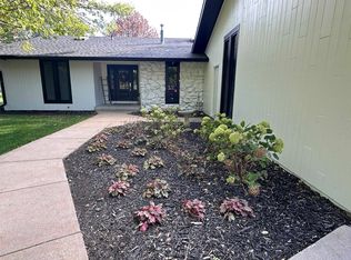 12 N Lake Dr, Kearney, NE 68845