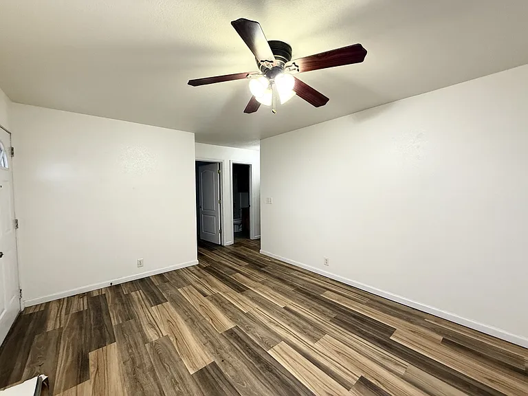 3345 Malvern Rd #B — Photo 13