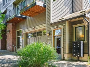 1540 SE Martins St APT D, Portland, OR 97202