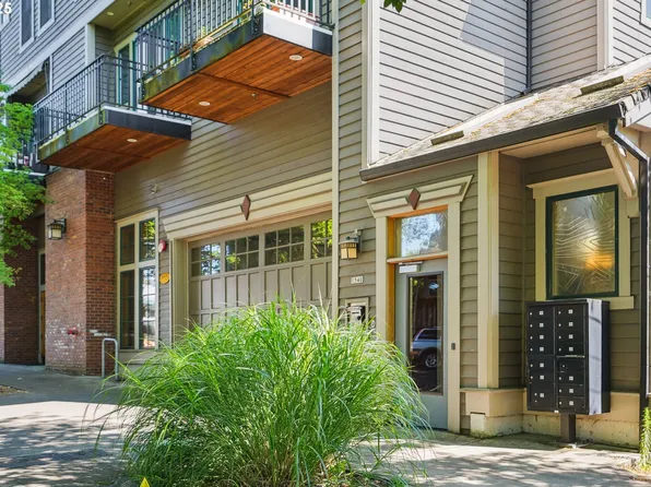 1540 SE Martins St APT D, Portland, OR 97202