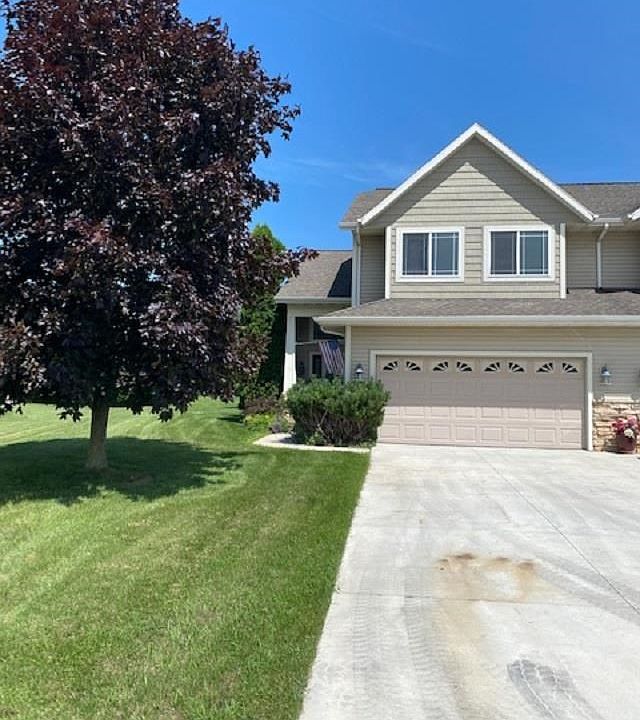 207 N Park Ln, Mishicot, WI 54228 Zillow