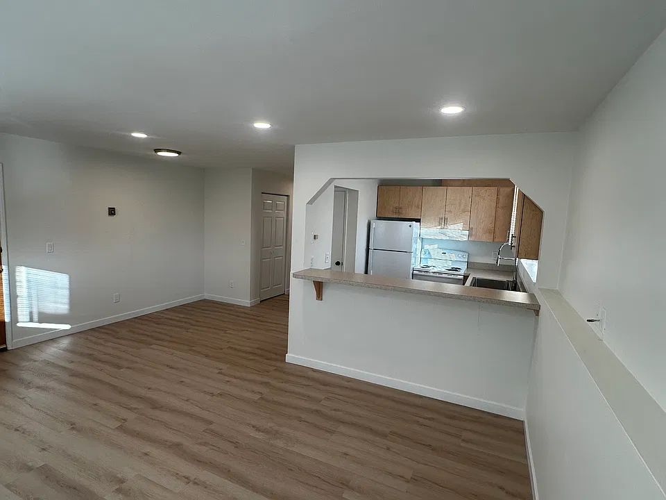 2506 W 27th Ave #5