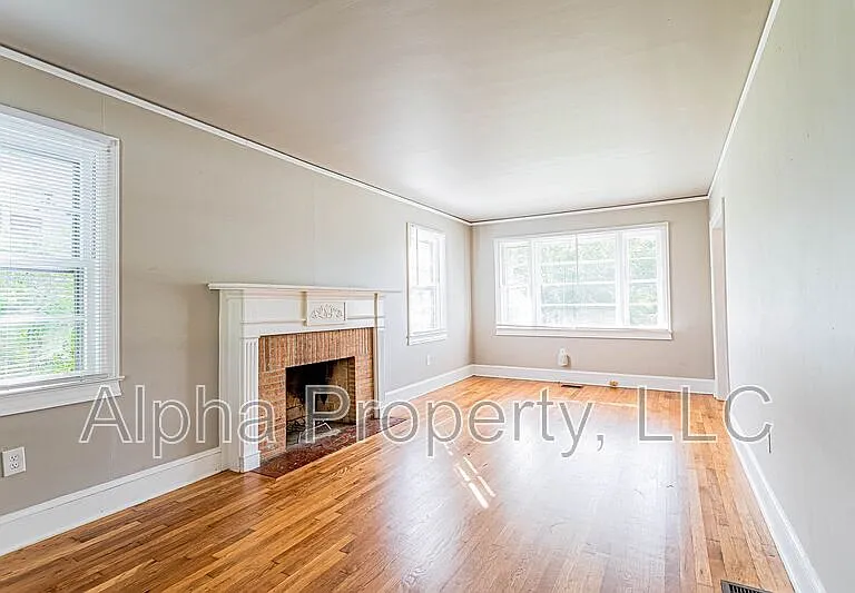 14 Melvin Dr — Photo 7