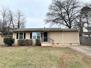 813 Kurtz Rd, Marietta, GA 30066