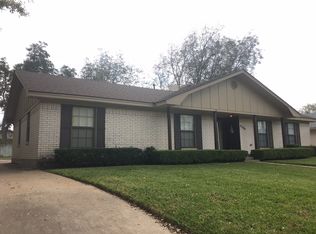 5704 Lake Haven Dr, Waco, TX 76710