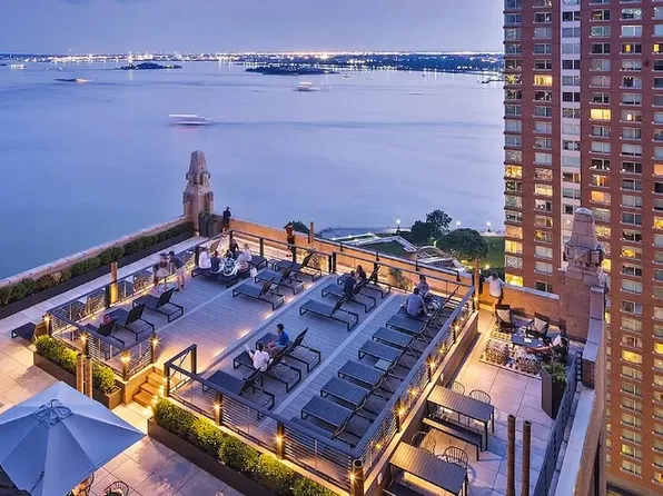 1 West Street image 13 of 13