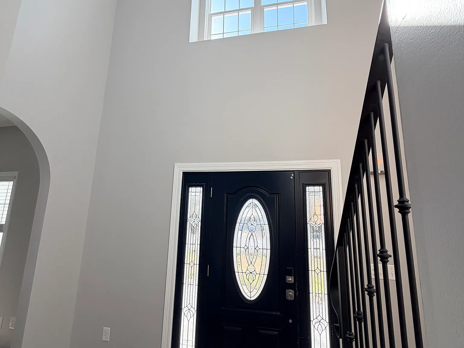 3 bed, 2.5 bath, 2291 sqft, $5,000 — Photo 4