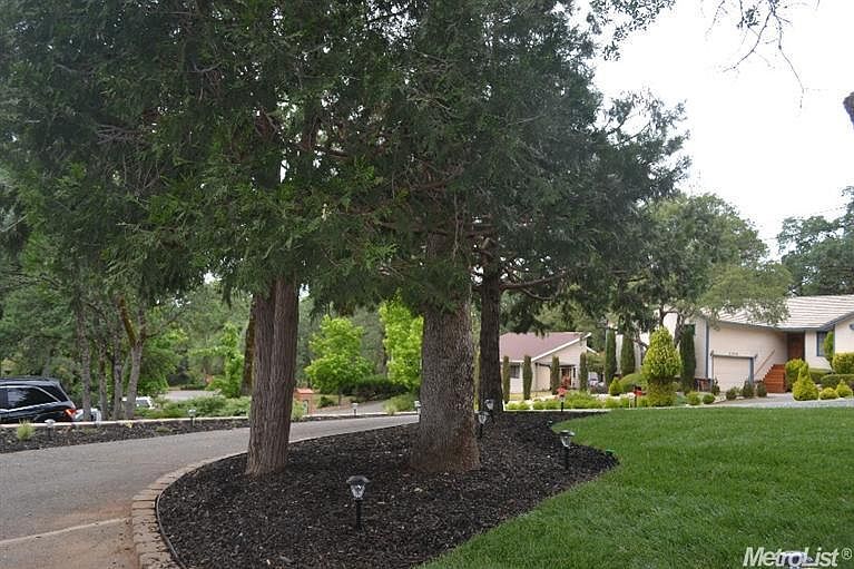 1st image of 11969 Walnut Ct