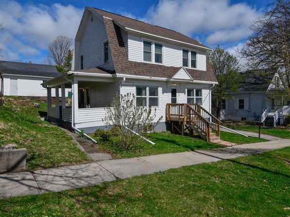 338 S Clay St, Green Bay, WI 54301