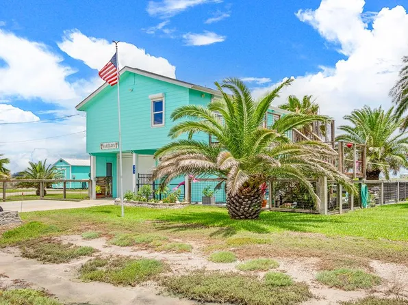 309 Kingfish Dr, Rockport, TX 78382