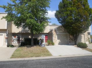 602 NW Valleybrook Rd, Blue Springs, MO 64014