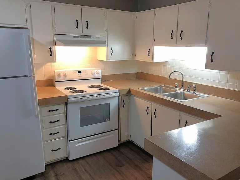 1420 Choctaw St — Photo 4