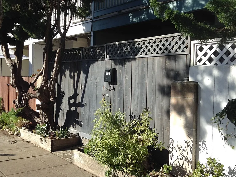 115.5 Marina Ave — Photo 1