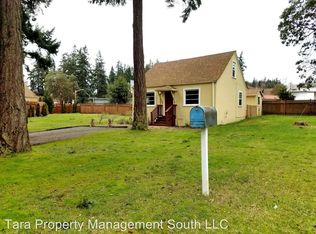 6390 Wilson Pl, Clinton, WA 98236