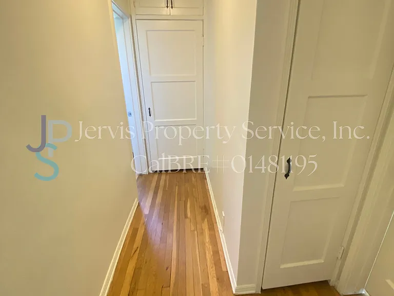 514 1/2 E Wellington Ave #514-B — Photo 5