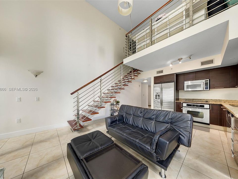 1st image of 41 SE 5th St APT 502
