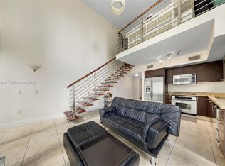41 SE 5th St APT 502, Miami, FL 33131