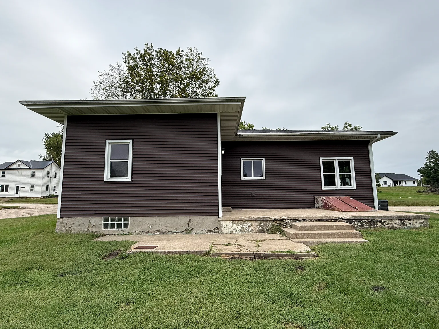 3 bed, 1.5 bath, 1192 sqft, $1,400 — Photo 4