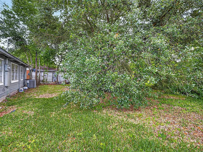 4118 Sunflower St — Photo 35