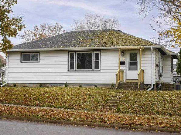 709 Dempsey Road, Madison, WI 53714