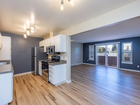 100th Building, 920 N 100th St APT 9, Seattle, WA 98133