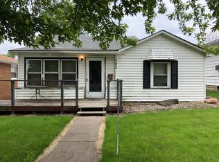 223 S Clinton Ave, Bradley, IL 60915