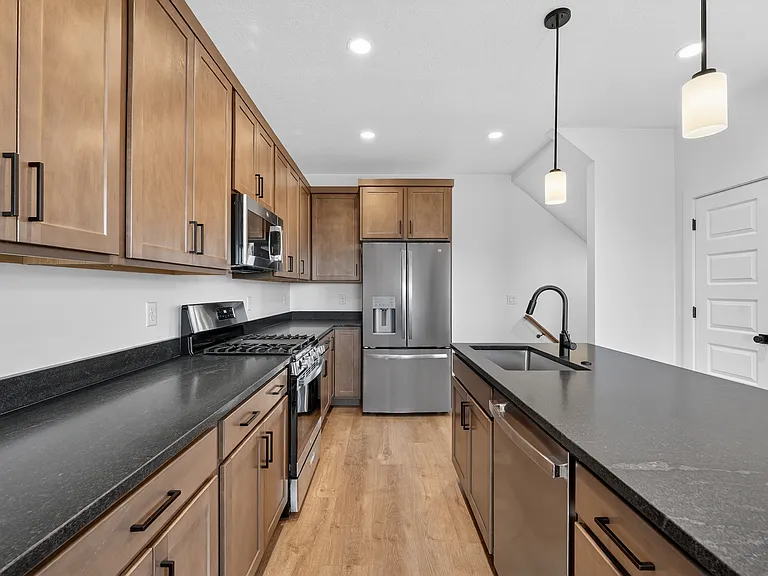 2209 W Swift Fox Dr — Photo 8