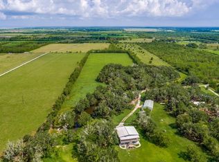 1746 Haynes Rd, Anahuac, TX 77514