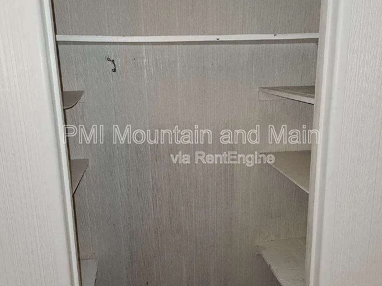 488 Lake Hosea Dr — Photo 25