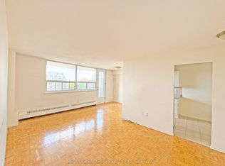 1500 Bathurst St #802, Toronto, ON M5P 3L3