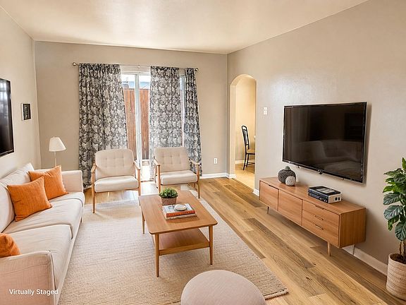 3rd image of 15931 Stillwood St APT 1096