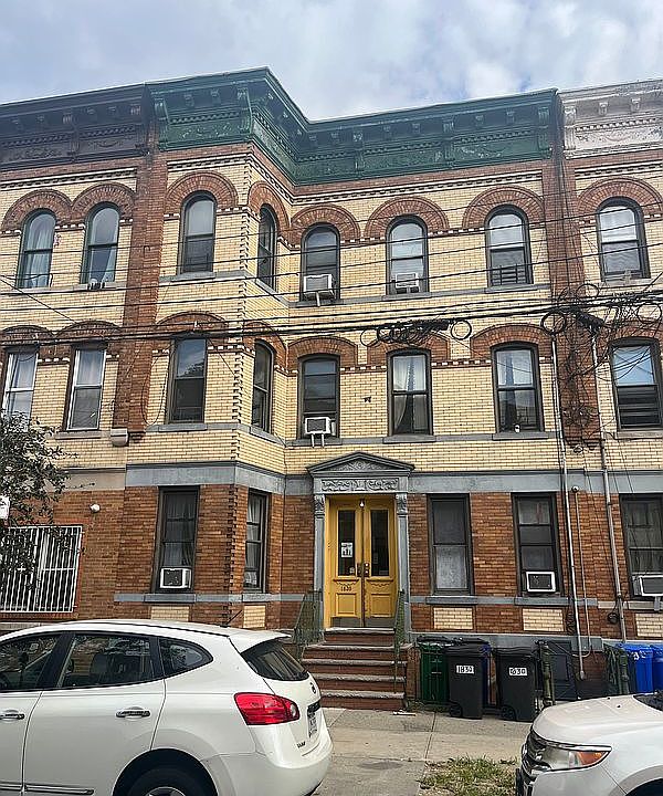 1st image of 1830 Madison St