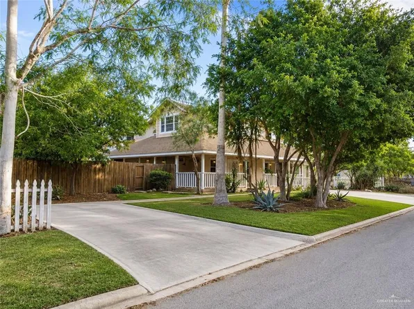 318 W 1st St, Los Fresnos, TX 78566