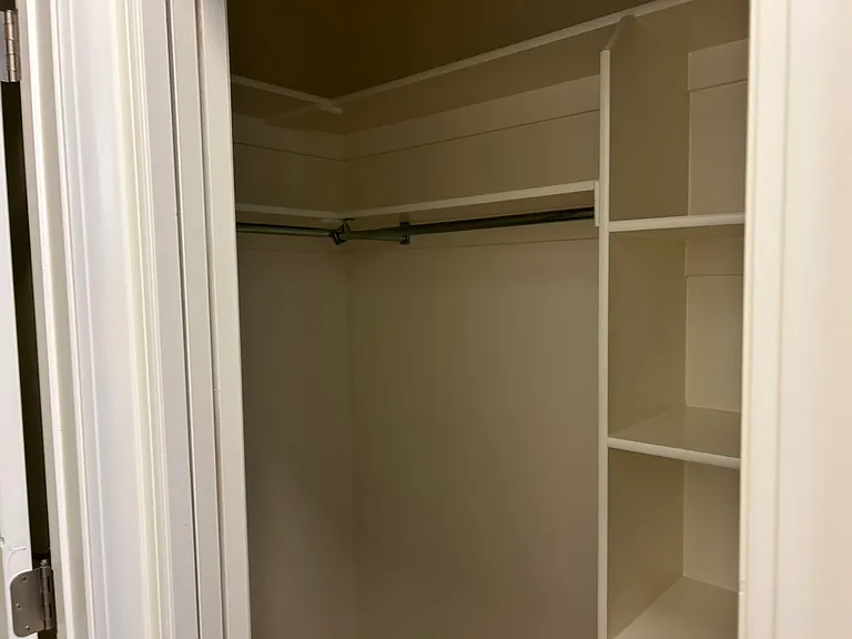 607 E Wyngate Pointe Ln — Photo 15