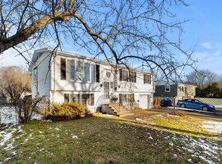 22 Westchester Dr, Lawrence, MA 01843