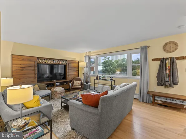 5042 S Chesterfield Rd, Arlington, VA 22206