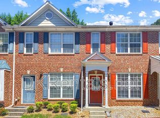 368 Paden Cove Trl, Lawrenceville, GA 30044
