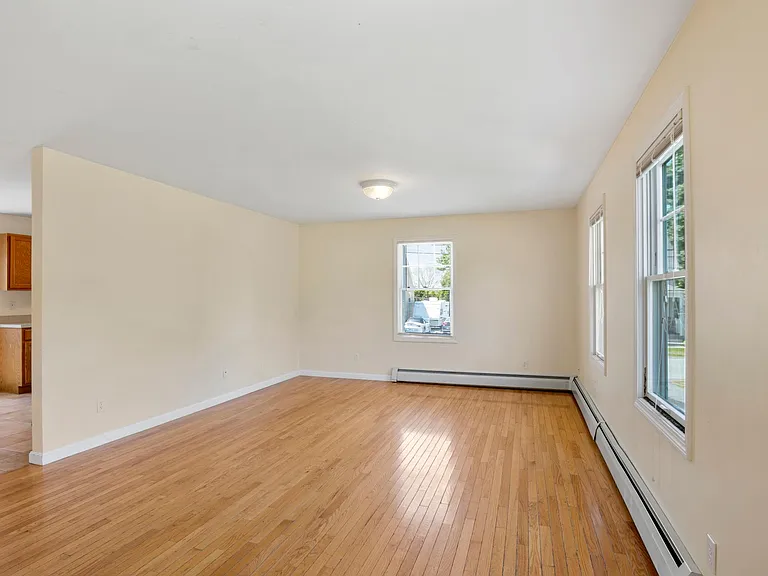 40 Magnolia St #A & B — Photo 14