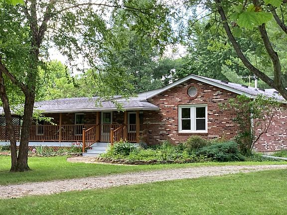 2nd image of 9454 Stinchcomb Ln