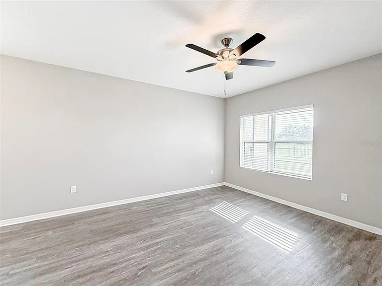 3376 Cup Dr — Photo 9