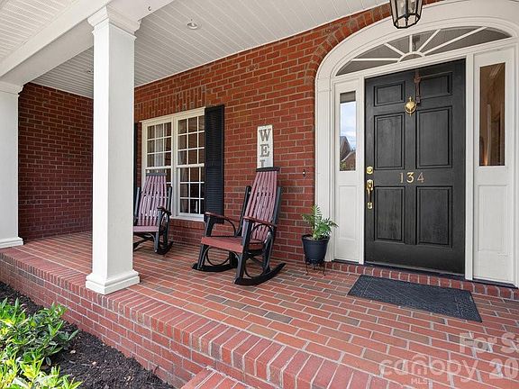 2nd image of 134 Brightmore Cir