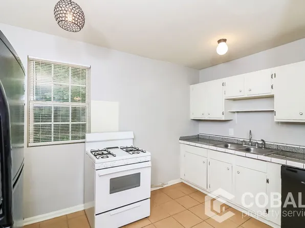 212 Kirkwood Rd NE APT 4, Atlanta, GA 30317